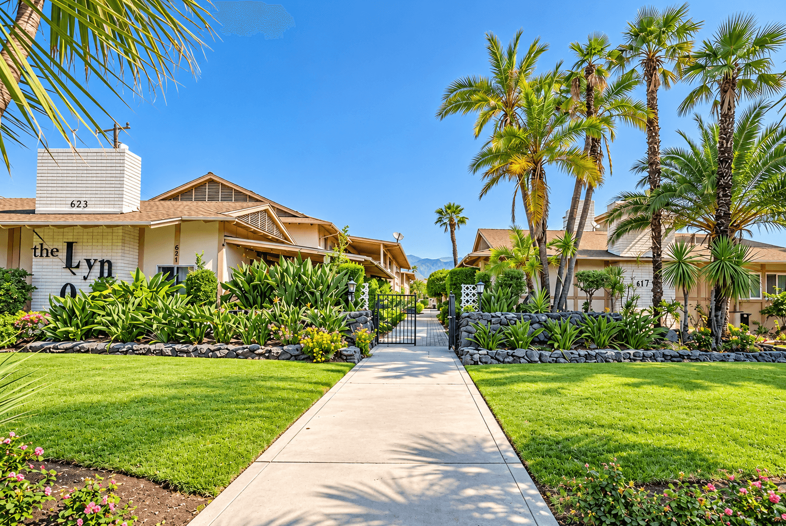 471 W Duarte Rd Unit 227 Arcadia condominium exterior and community view